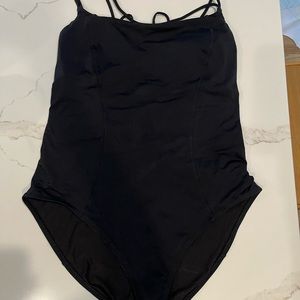 Athleta large one piece ladies swimsuit.